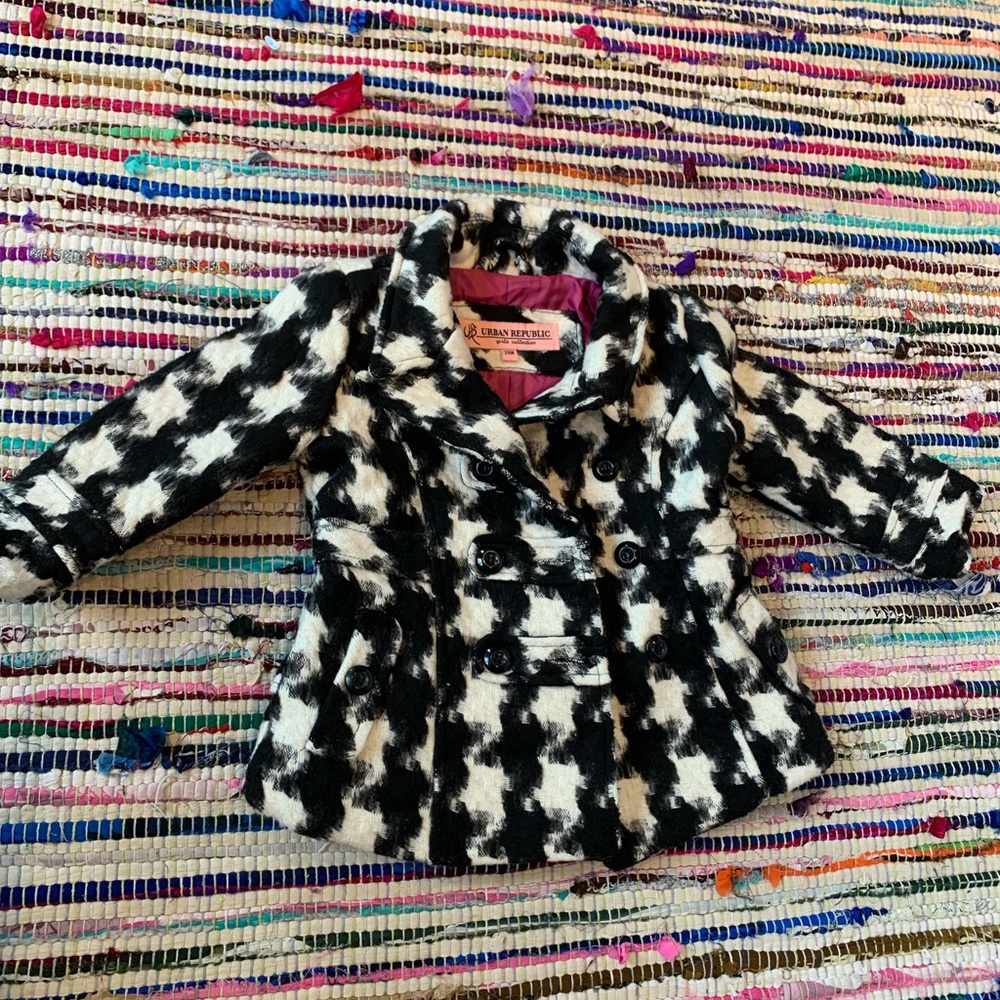 Houndstooth pea coat